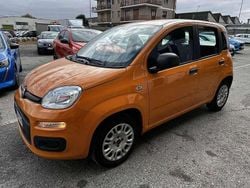 Arancione Usata 2020 Fiat Panda Easy Tre volumi | 9690 € (Buon prezzo)