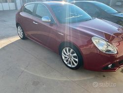 Rosso Usata 2012 Alfa Romeo Giulietta Progression Tre volumi | 4300 € (Ottimo prezzo)