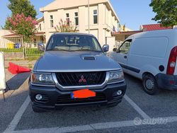 Grigio Usata 2003 Mitsubishi Pajero SUV | 7000 €