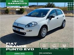 Bianco Usata 2012 Fiat Grande Punto Due volumi | 4300 € (Buon prezzo)