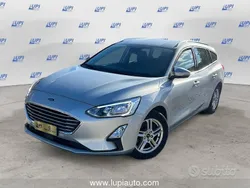 Argento Usata 2019 Ford Focus ST-Line Tre volumi | 13.900 € (Super prezzo)