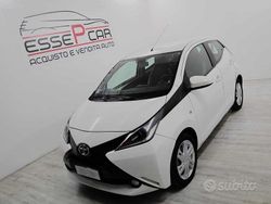 Bianco Usata 2014 Toyota Aygo Cool Due volumi | 7500 € (Molto cara)