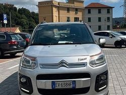 Grigio Usata 2014 Citroën C3 Picasso Exclusive Monovolume | 4200 € (Ottimo prezzo)