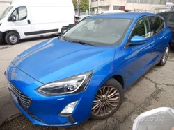 Blu Usata 2018 Ford Focus Titanium Tre volumi | 12.800 € (Ottimo prezzo)