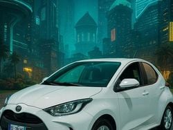 Bianco Usata 2022 Mazda 2 Tre volumi | 16.400 € (Buon prezzo)