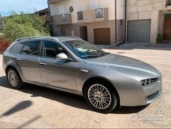 Usata 2012 Alfa Romeo 159 Tre volumi | 4500 € (Cara)