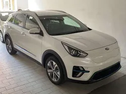 Bianco Usata 2020 Kia e-Niro 2 SUV | 15.000 € (Molto cara)