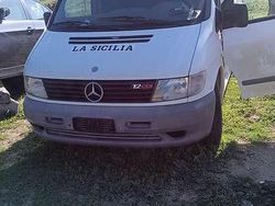 Bianco Usata 2002 Mercedes Vito Monovolume | 1300 € (Super prezzo)