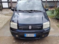 Nero Usata 2010 Fiat Panda Tre volumi | 3900 € (Buon prezzo)