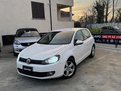 Bianco Usata 2014 VW Golf VII Highline Tre volumi | 6999 € (Super prezzo)