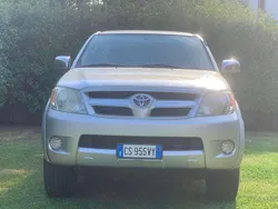 Grigio Usata 2006 Toyota HiLux SR Pick-up | 18.900 €