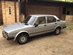 Grigio Usata 1982 Alfa Romeo Alfetta Tre volumi | 13.800 €