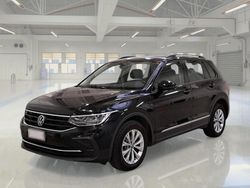 Nero Usata 2022 VW Tiguan Life SUV | 24.500 € (Buon prezzo)