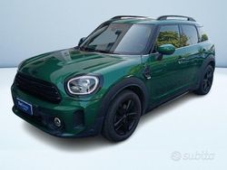 Verde metallizzato Usata 2022 Mini One D Countryman Business SUV | 22.700 € (Ottimo prezzo)