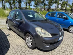 Grigio Usata 2006 Renault Clio II Tre volumi | 1999 € (Buon prezzo)