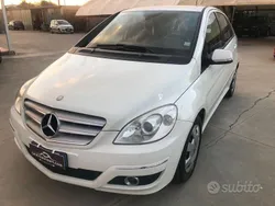 Bianco Usata 2009 Mercedes 180 Chrome Tre volumi | 5950 € (Buon prezzo)