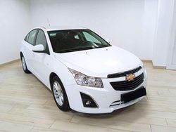 Bianco Usata 2012 Chevrolet Cruze LT Tre volumi | 5900 € (Buon prezzo)