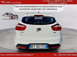 Bianco Usata 2014 Kia Rio Tre volumi | 5650 € (Buon prezzo)