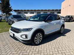 Bianco Usata 2023 VW T-Roc Style SUV | 26.950 € (Buon prezzo)