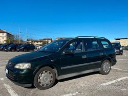 Usata 2002 Opel Astra Tre volumi | 1200 € (Cara)