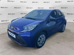 Blu Usata 2024 Toyota Aygo Active Due volumi | 15.890 € (Buon prezzo)