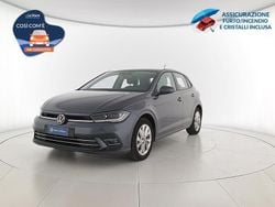 Smoky grey metallizzato Usata 2023 VW Polo Style Tre volumi | 18.500 € (Buon prezzo)