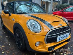 Arancione Usata 2015 Mini Cooper SD Business Due volumi | 16.900 € (Buon prezzo)