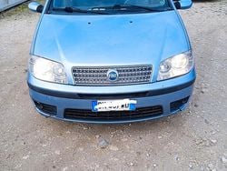 Blu Usata 2007 Fiat Punto Classica Tre volumi | 2500 € (Buon prezzo)