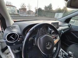 Bianco Usata 2013 Mercedes B180 Monovolume | 6500 €
