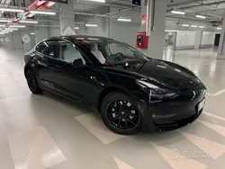 Usata 2022 Tesla Model 3 Long Range Tre volumi | 31.900 € (Buon prezzo)