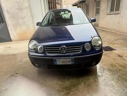 Usata 2003 VW Polo Tre volumi | 2000 € (Buon prezzo)