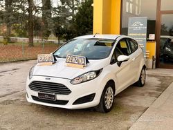 Bianco Usata 2014 Ford Fiesta Titanium Tre volumi | 6499 € (Buon prezzo)
