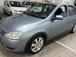 Grigio Usata 2006 Opel Corsa Tre volumi | 1950 € (Buon prezzo)