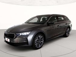 Grigio graphite metallizzato Usata 2025 Skoda Octavia Executive Station wagon | 33.500 € (Molto cara)