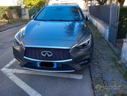 Grigio Usata 2017 Infiniti Q30 Due volumi | 10.500 €