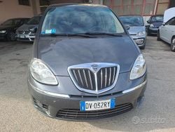 Grigio Usata 2009 Lancia Musa Monovolume | 5500 € (Buon prezzo)