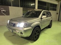 Grigio Usata 2004 Nissan X-Trail SUV | 3250 €