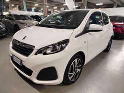 Argento Usata 2020 Peugeot 108 Allure Top Tre volumi | 9450 € (Buon prezzo)