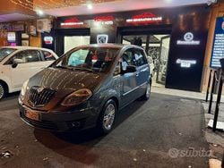 Grigio Usata 2010 Lancia Musa Monovolume | 3999 € (Buon prezzo)