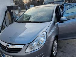 Grigio Usata 2009 Opel Corsa Tre volumi | 3500 €