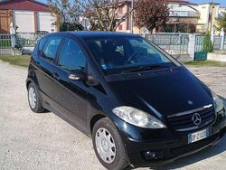 Usata 2008 Mercedes A150 Classic Monovolume | 2200 € (Buon prezzo)