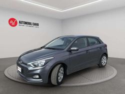Grigio Usata 2019 Hyundai i20 Tre volumi | 11.800 € (Cara)