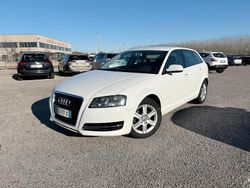 Bianco Usata 2011 Audi A3 Ambition Tre volumi | 6900 € (Buon prezzo)