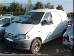 Bianco Usata 2001 Nissan Vanette Monovolume | 1500 €