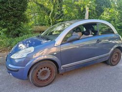 Blu/azzurro Usata 2008 Citroën C3 Pluriel Cabrio | 4000 € (Cara)