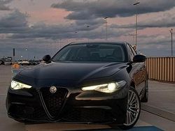 Nero Usata 2019 Alfa Romeo Giulia Tre volumi | 17.000 €