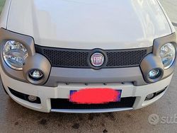 Usata 2011 Fiat Panda 4x4 Cross Due volumi | 7000 €