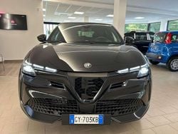 Nero metallizzato Usata 2025 Alfa Romeo Junior Edizione Speciale SUV | 30.400 € (Buon prezzo)