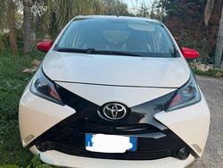 Bianco Usata 2018 Toyota Aygo Business Edition Due volumi | 8000 € (Buon prezzo)