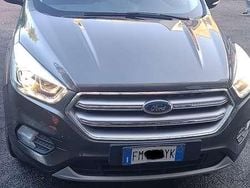 Grigio Usata 2017 Ford Kuga Individual SUV | 16.500 €